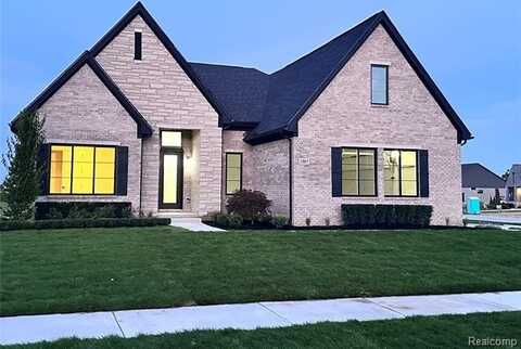 13817 Quail View Drive Drive, Macomb, MI 48094