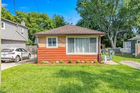 4900 Lakeview Avenue, West Bloomfield, MI 48324