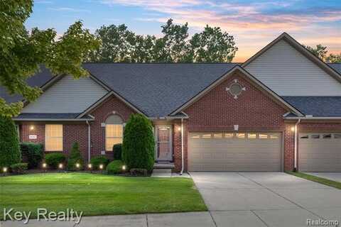 20730 Doves Pointe Drive W, Brownstown, MI 48174