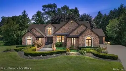 13000 Janine Court, Shelby, MI 48315