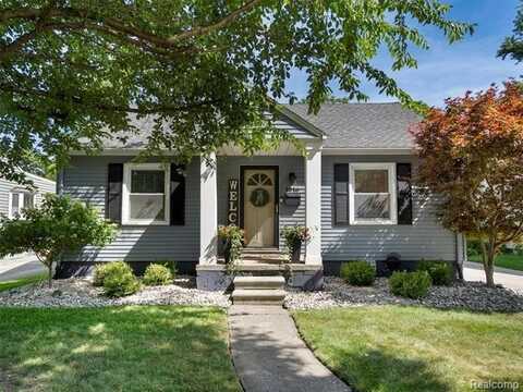 1016 Woodsboro Drive, Royal Oak, MI 48067