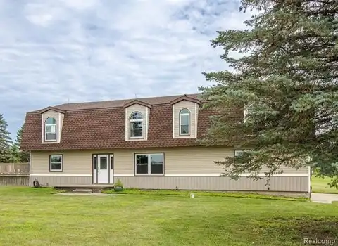 1850 N Gramer Road, Webberville, MI 48892