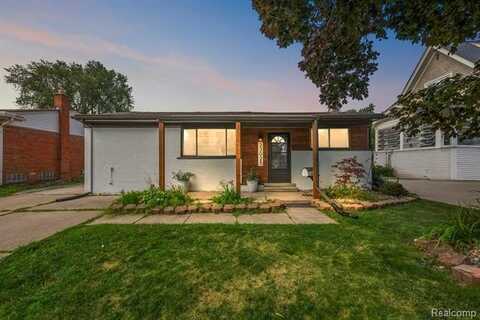 23025 Raymond Street, Saint Clair Shores, MI 48082