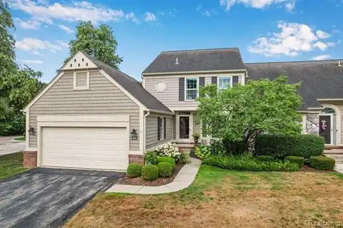 916 Tartan Trail, Bloomfield Hills, MI 48304