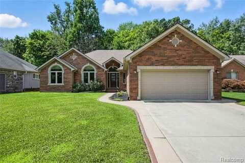 55937 Fallbrooke Drive, Macomb, MI 48042