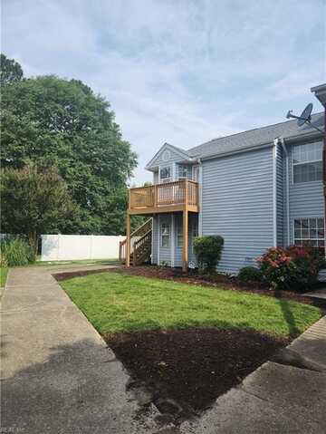 3744 TOWNE POINT Road, Portsmouth, VA 23703