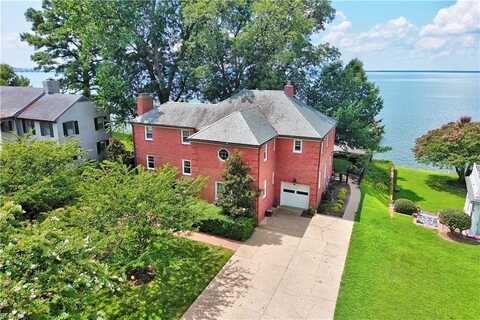 209 Hilton Terrace, Newport News, VA 23601