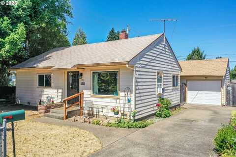 3102 E 28th St, Vancouver, WA 98661