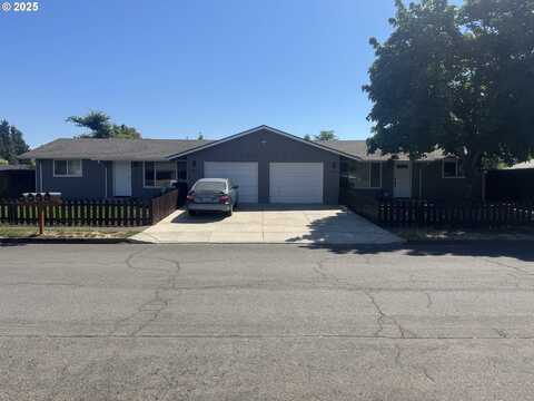495 52ND ST, Springfield, OR 97478