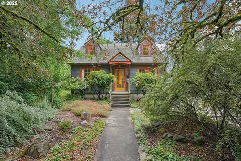 5528 SE BELMONT ST, Portland, OR 97215