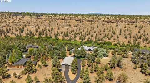 8090 NW GRUBSTAKE WAY, Redmond, OR 97756
