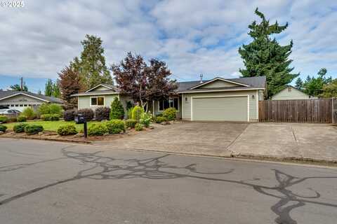2790 32ND ST, Springfield, OR 97477