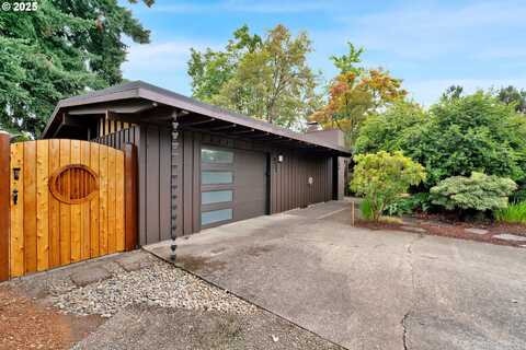 953 N VAN DUYN ST, Eugene, OR 97401