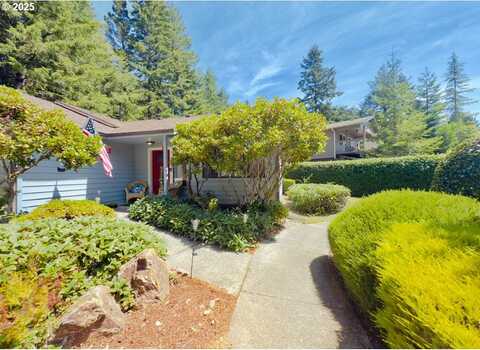 1470 GLENWOOD DR, Brookings, OR 97415