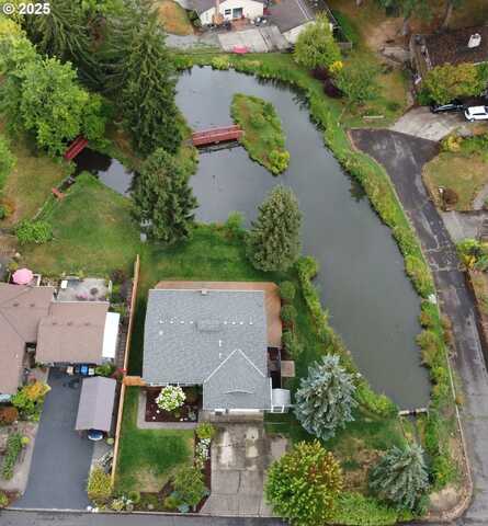 2606 SE RISLEY AVE, Milwaukie, OR 97267