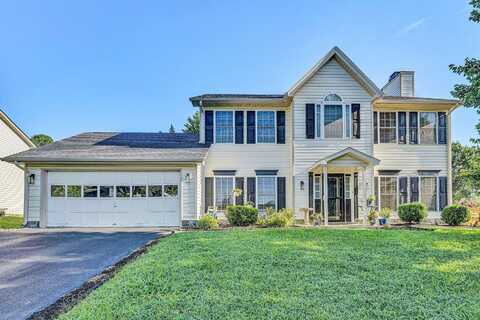 5032 Orchard Park DR, Roanoke, VA 24019