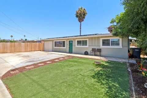 706 N Ash St, Escondido, CA 92027