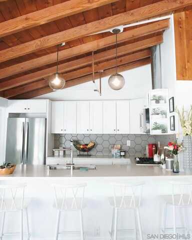 1620 Hygeia Ave, Encinitas, CA 92024