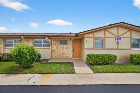 2852 Crosley C Drive W, West Palm Beach, FL 33415