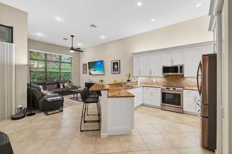 6931 Fabiano Circle, Boynton Beach, FL 33437
