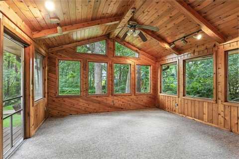 1254 Balsam Trail E, Eagan, MN 55123