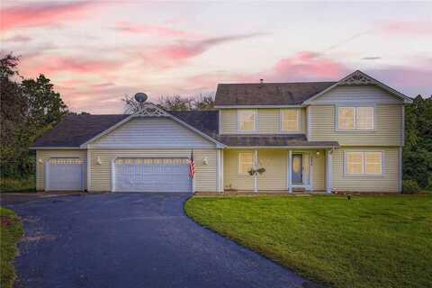 8434 Horizon Drive, Shakopee, MN 55379