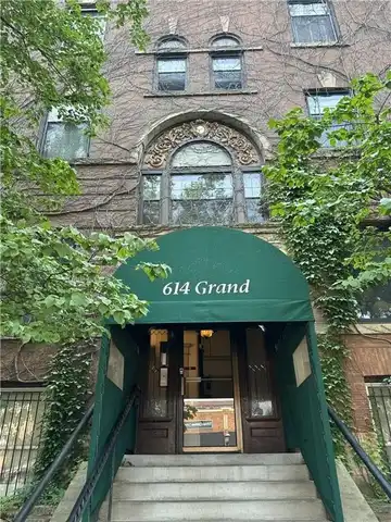 614 Grand Avenue, Saint Paul, MN 55102