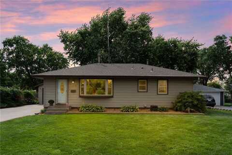 5819 Irving Avenue N, Brooklyn Center, MN 55430
