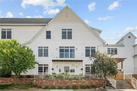 2150 Old School Road, Mound, MN 55364