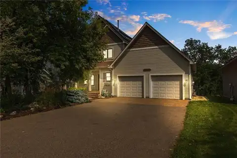 606 Sterling Street S, Maplewood, MN 55119