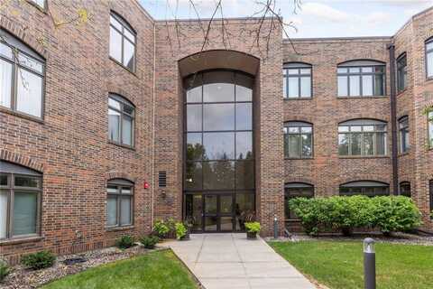 5555 Dewey Hill Road, Edina, MN 55439