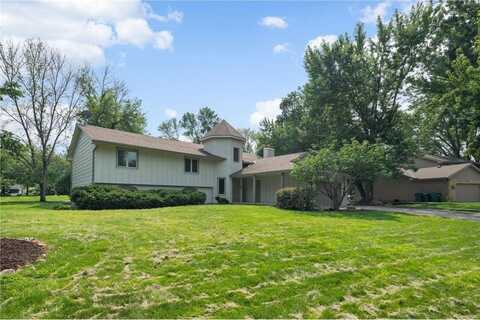 17015 N 30th Avenue N, Plymouth, MN 55447