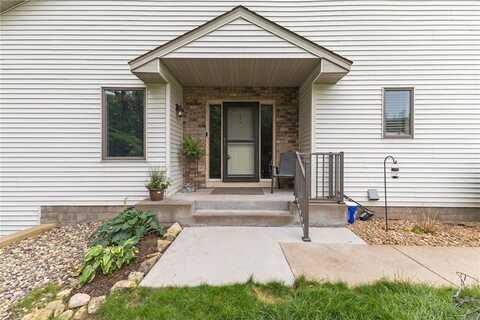 5850 Oxboro Avenue N, Stillwater, MN 55082