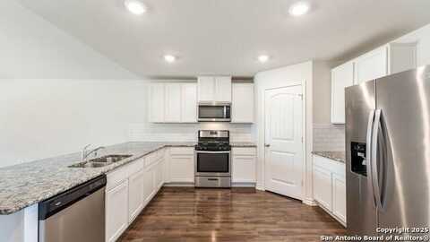 6515 ENCORE OAKS, San Antonio, TX 78252