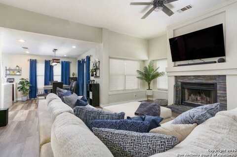 647 River Village, San Antonio, TX 78245