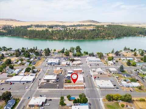 122 E Lake St, Medical Lake, WA 99022