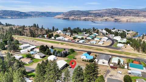 319 Airport Way, Seven Bays, WA 99122