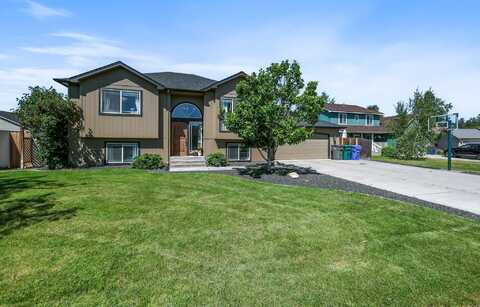 18017 N Lidgerwood Ct, Colbert, WA 99005