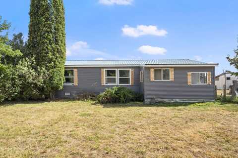 4221 W Davis Rd, Deer Park, WA 99006