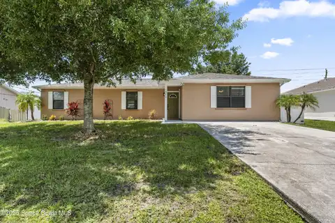 1370 Elmira Avenue NW, Palm Bay, FL 32907