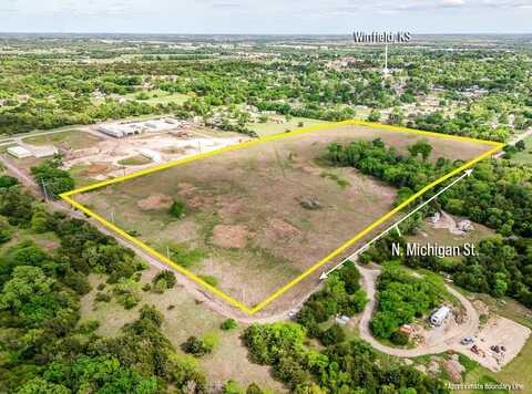 700 N Michigan, Winfield, KS 67156