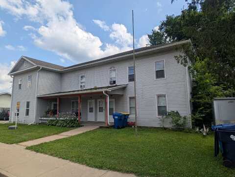 121 W Commercial Street, Viola, WI 54664