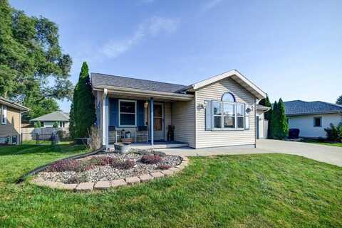 928 Acker Parkway, DeForest, WI 53532