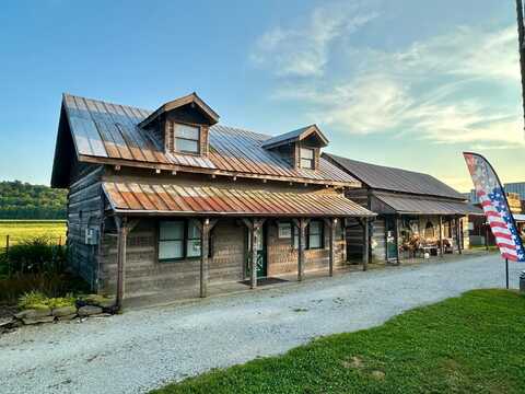 55 Duck Creek, Metamora, IN 47030