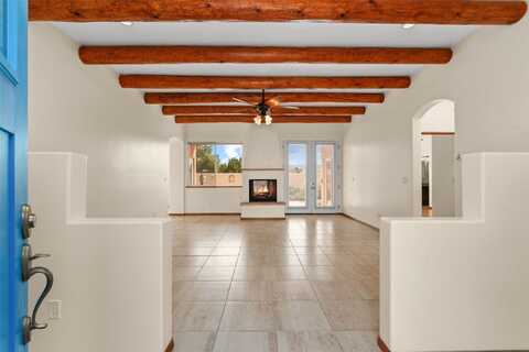 1561 Kachina Ridge Drive, Santa Fe, NM 87507