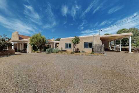 1026 Calle Largo, Santa Fe, NM 87501