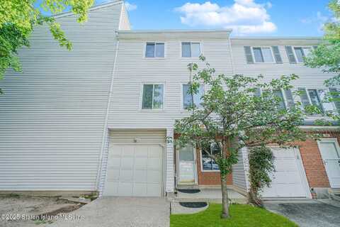 60 Ilyssa Way, Staten Island, NY 10312