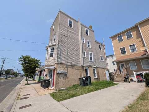 203 N South Carolina Ave, Atlantic City, NJ 08401