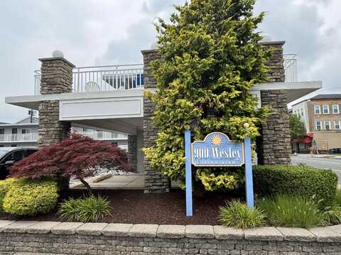 900 Wesley Ave, Ocean City, NJ 08226