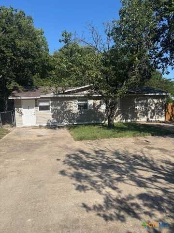 902 S 13th Street, Copperas Cove, TX 76522